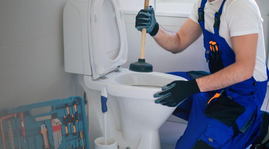 Expert burst pipe repair services in Somerville, MA